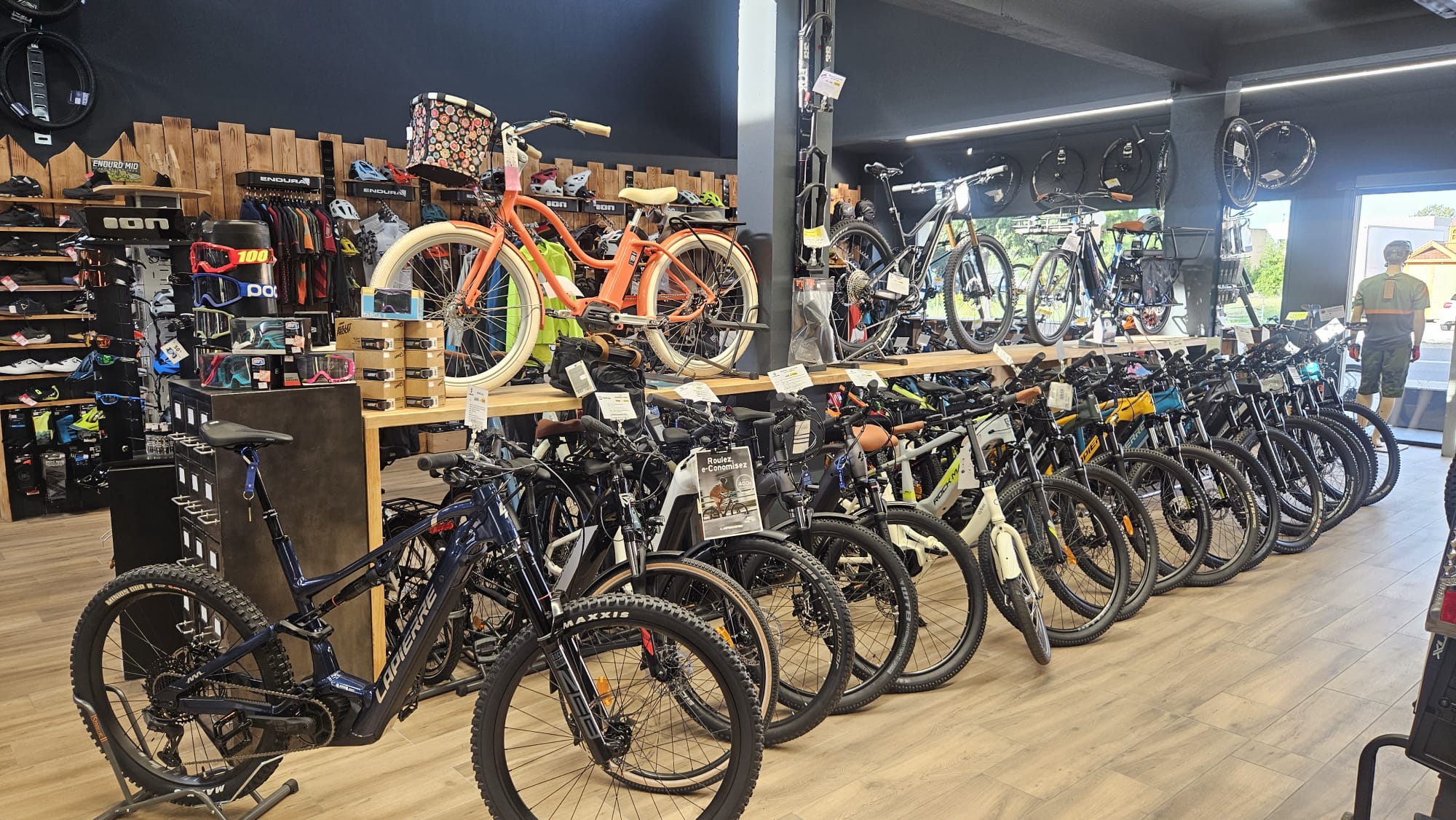 Magasin velo 2025 st sauveur